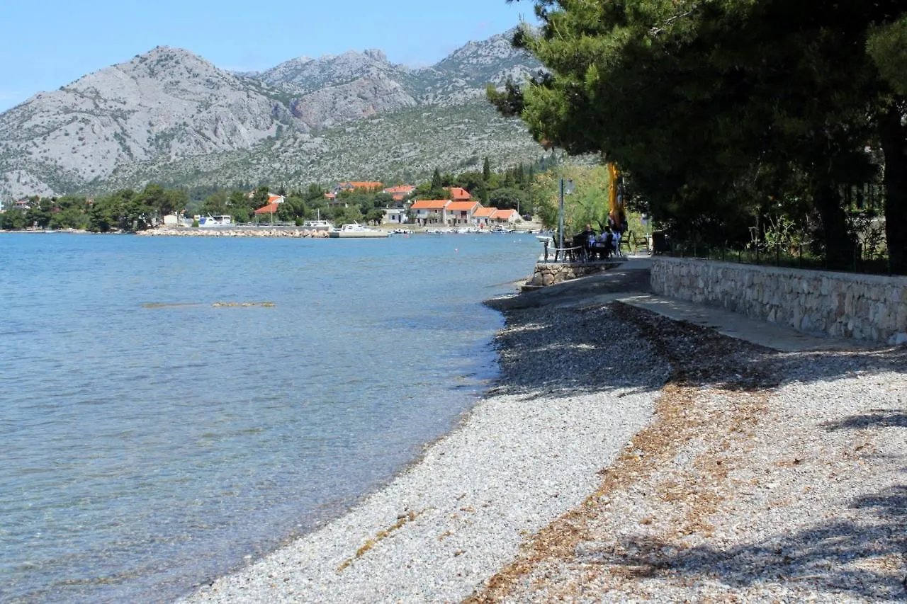 Apartments By The Sea Seline, Paklenica - 13295 Seline