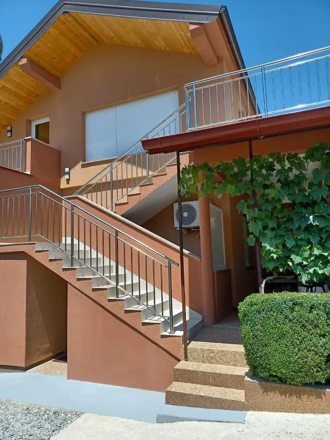 Apartments By The Sea Seline, Paklenica - 13295  Seline