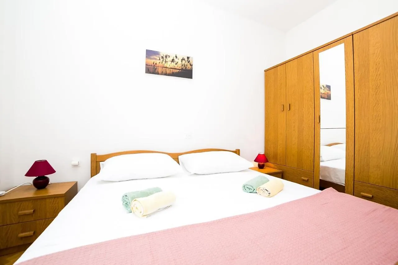 Apartments By The Sea Seline, Paklenica - 13295