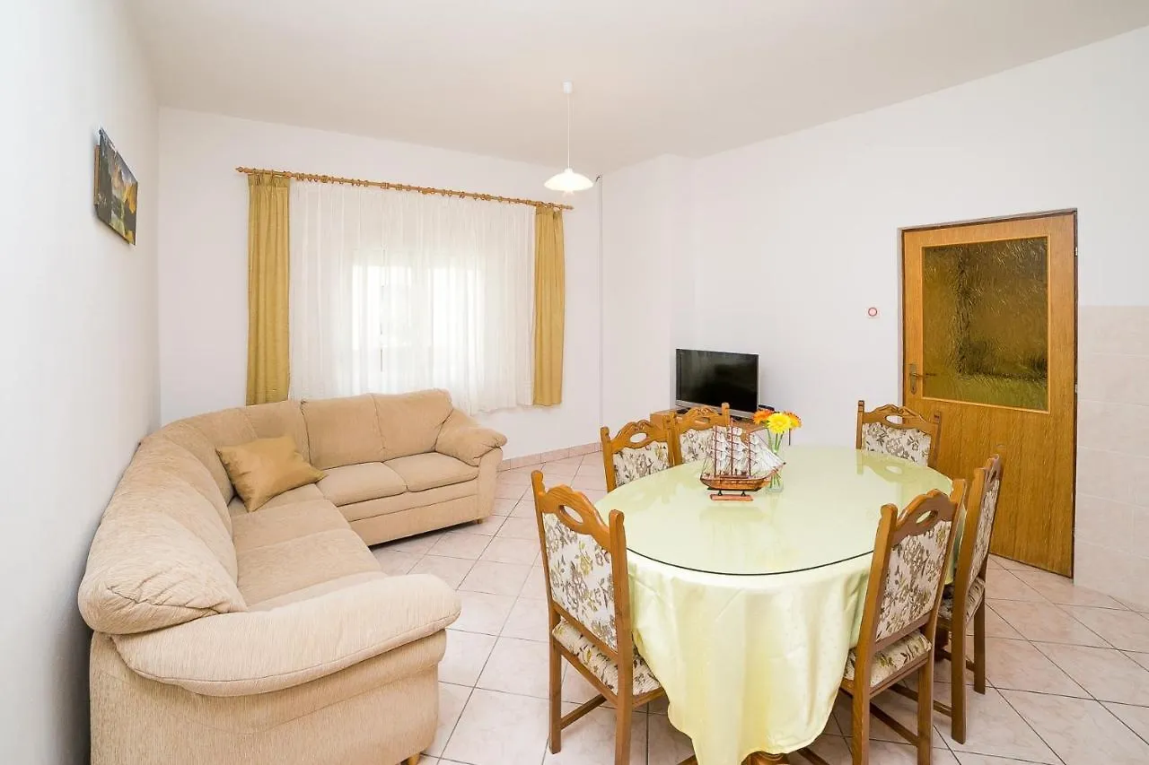 Apartments By The Sea Seline, Paklenica - 13295